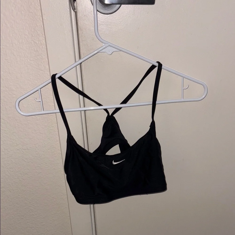 Nike Black Strappy Sports Bra - Picture 2 of 4